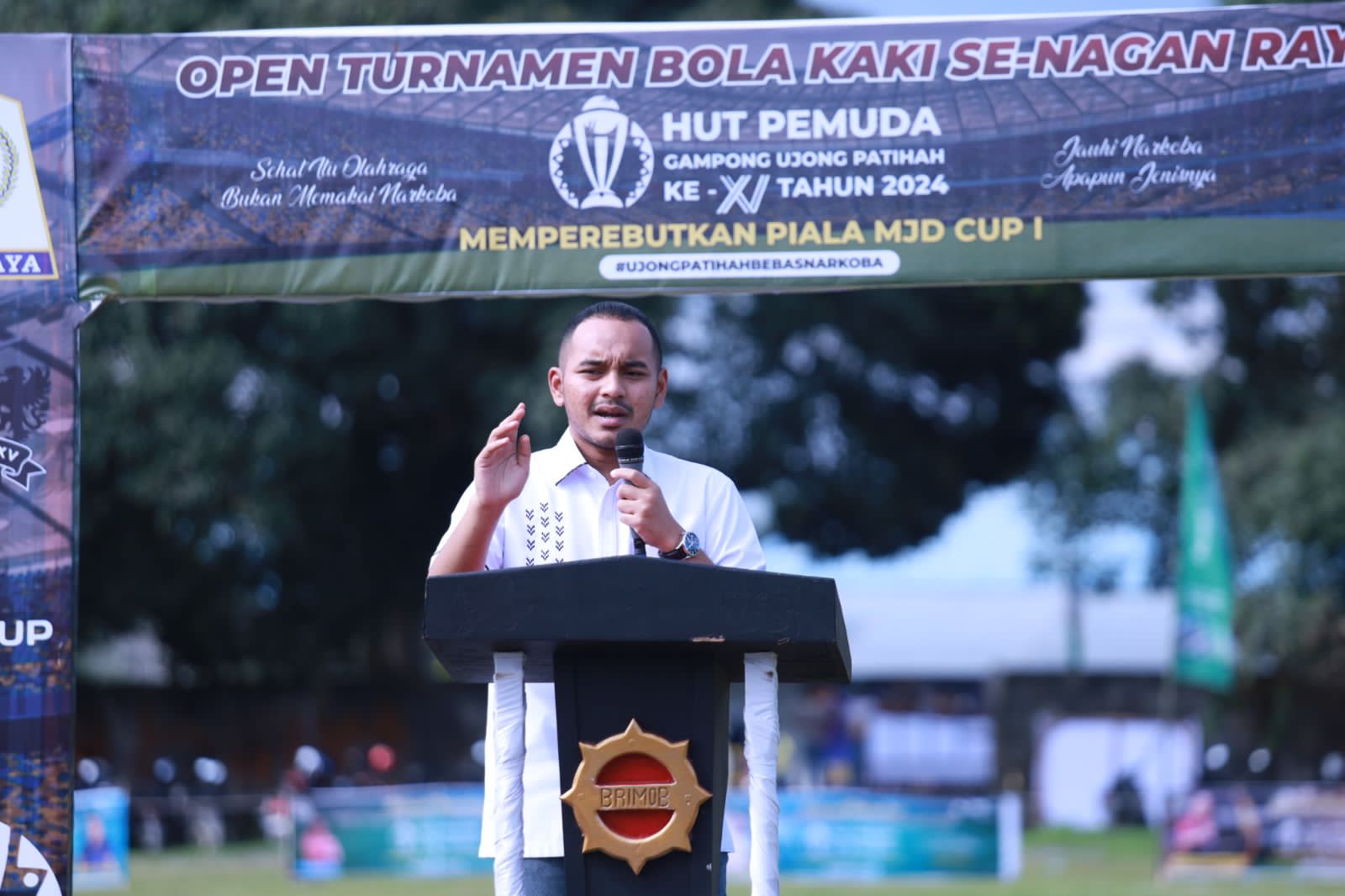 Ketua DPRK Buka Turnamen HUT Pemuda Ujong Fatihah,Perebutkan Piala MJD CUP 1 Ketua DPRK Buka Turnamen HUT Pemuda Ujong Fatihah,Perebutkan Piala MJD CUP 1