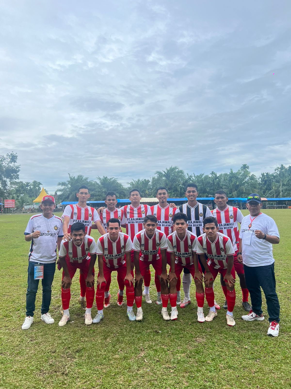 Adam Depok FC bantai Asonery penaga 3-0 di open turnamen ujong Tanoh darat Adam Depok FC bantai Asonery penaga 3-0 di open turnamen ujong Tanoh darat