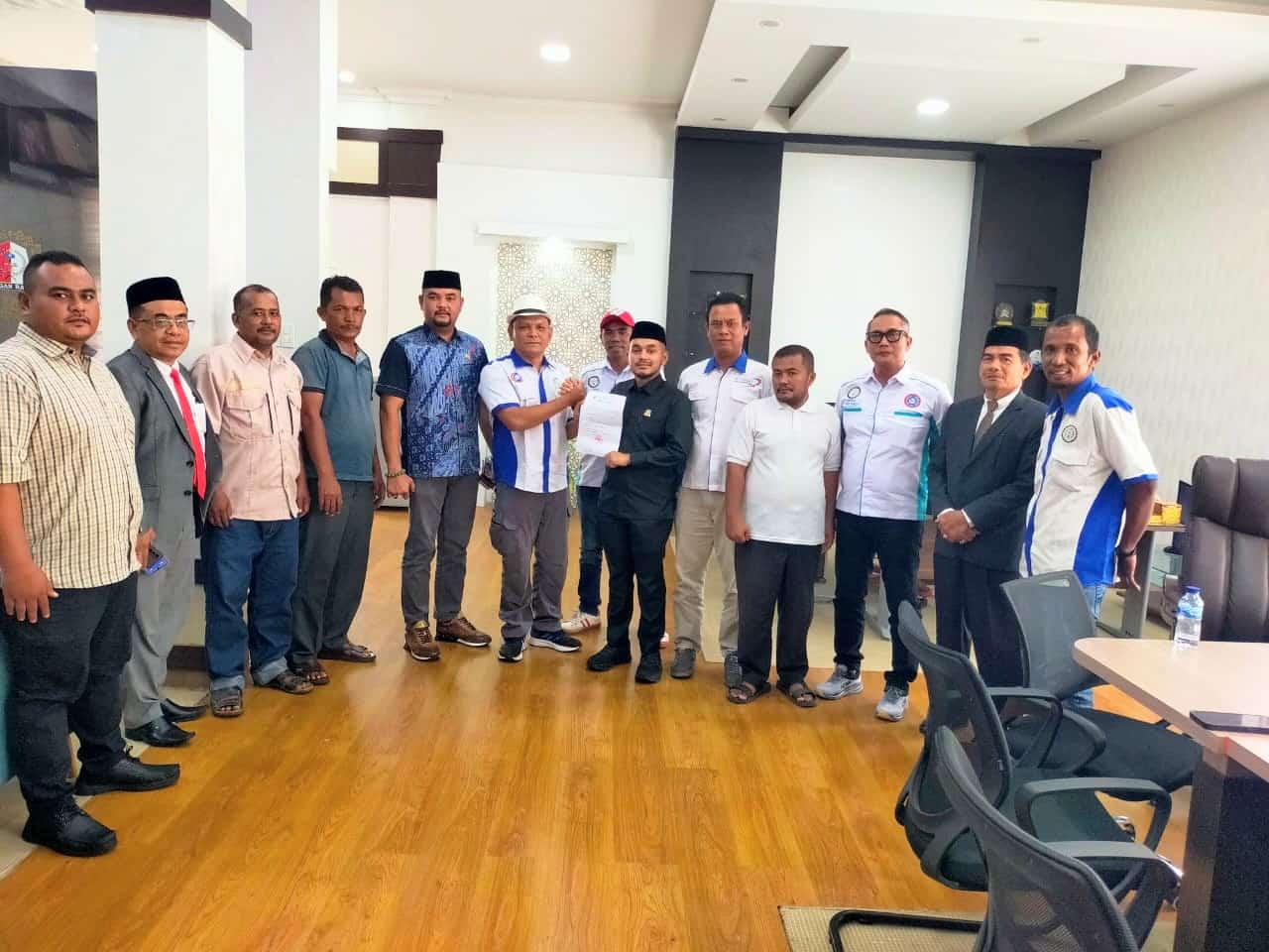 Ketua DPRK dan Fraksi PPP Terima Kunjungan SPSI Nagan Raya Ketua DPRK dan Fraksi PPP Terima Kunjungan SPSI Nagan Raya