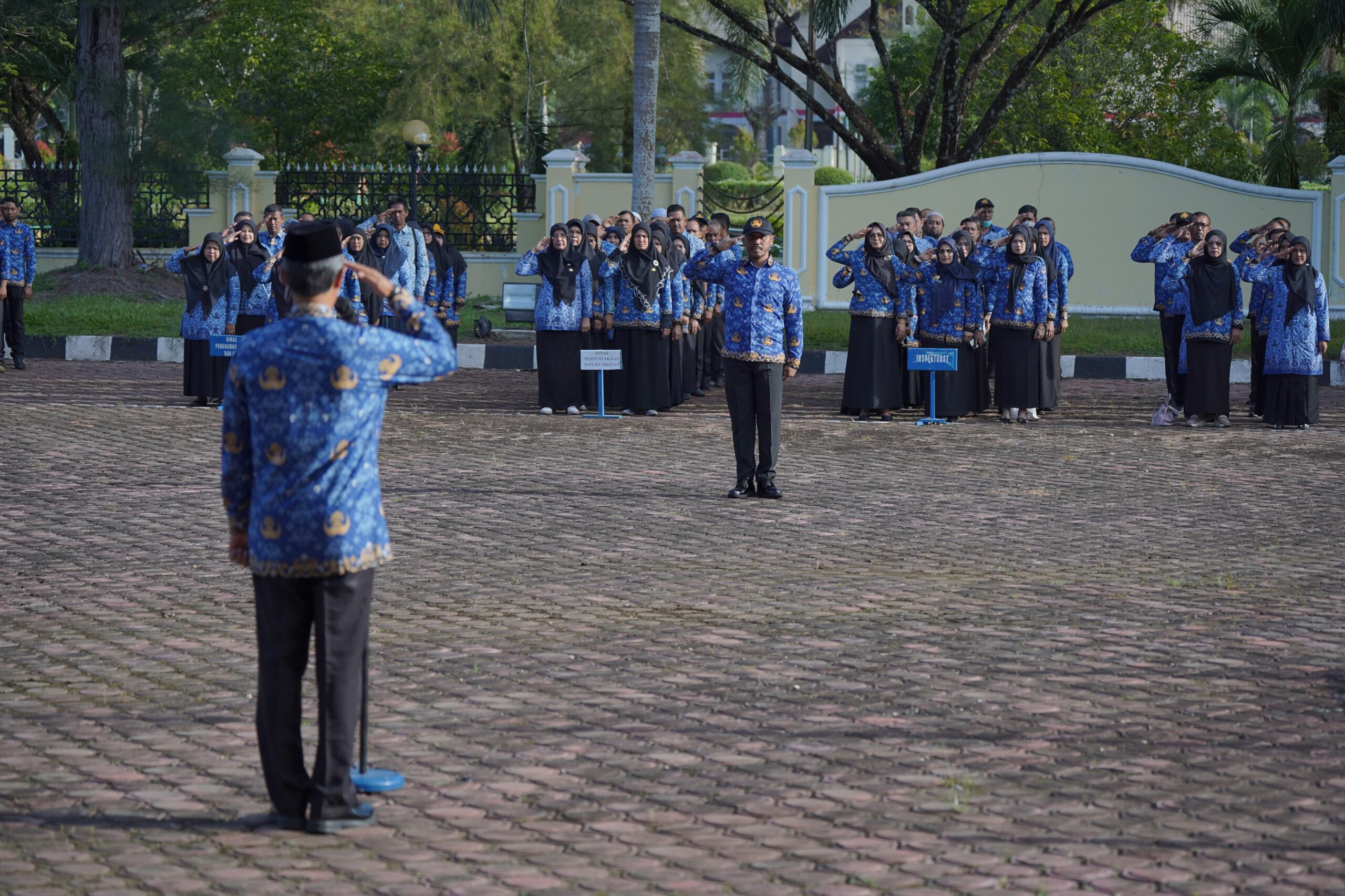 Pj Bupati Iskandar Pimpin Apel Kesadaran Nasional Pj Bupati Iskandar Pimpin Apel Kesadaran Nasional