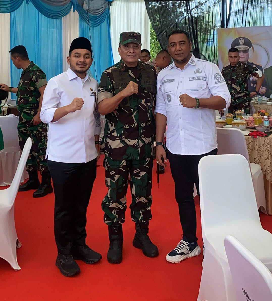 Ketua DPRK Nagan Raya Ikut Serta Menyambut Kedatangan Pangdam Iskandar Muda Ketua DPRK Nagan Raya Ikut Serta Menyambut Kedatangan Pangdam Iskandar Muda