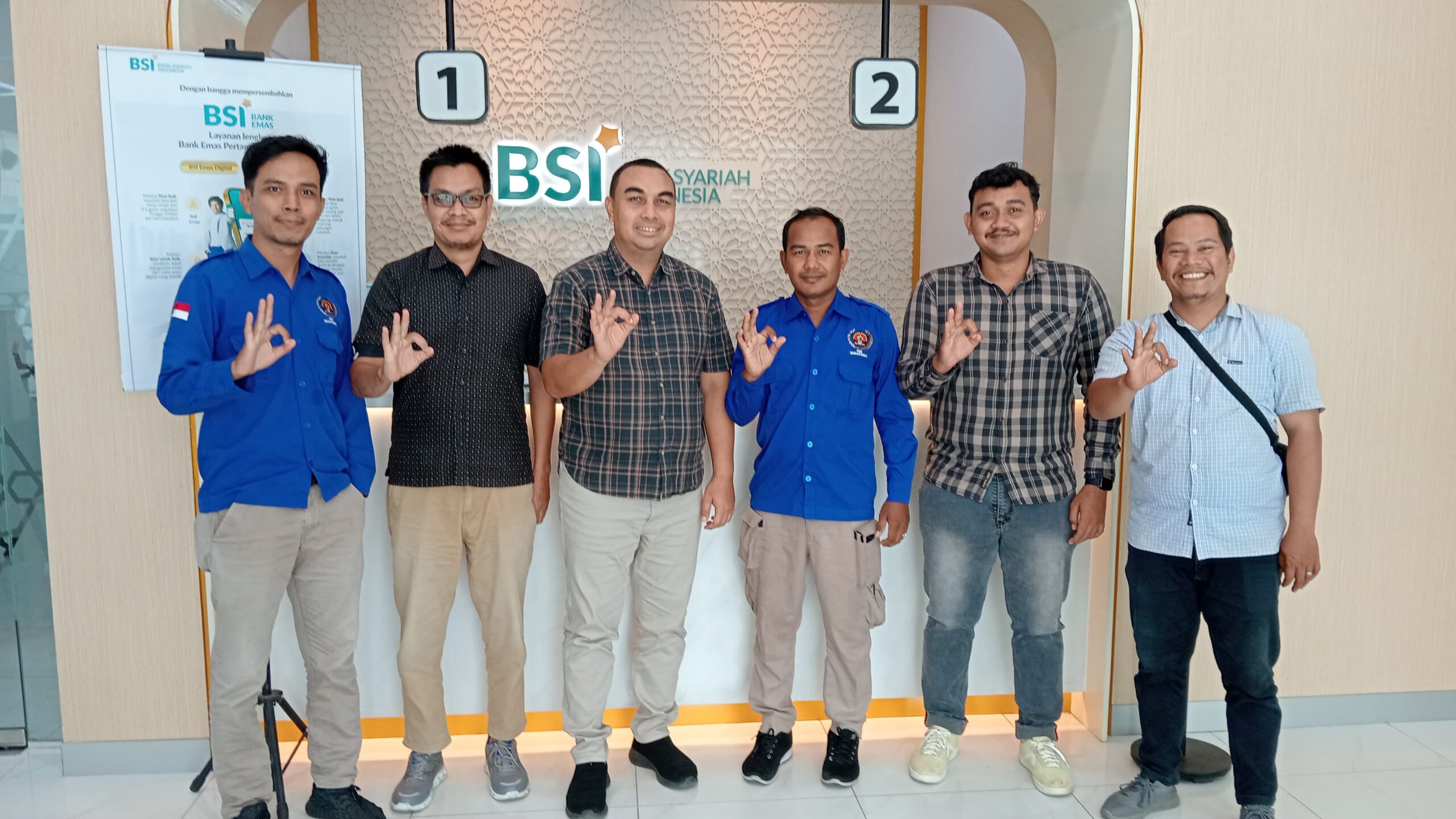 Pengurus PWI Nagan Raya Lakukan Silaturahmi ke BSI Kuala-Meulaboh Pengurus PWI Nagan Raya Lakukan Silaturahmi ke BSI Kuala-Meulaboh