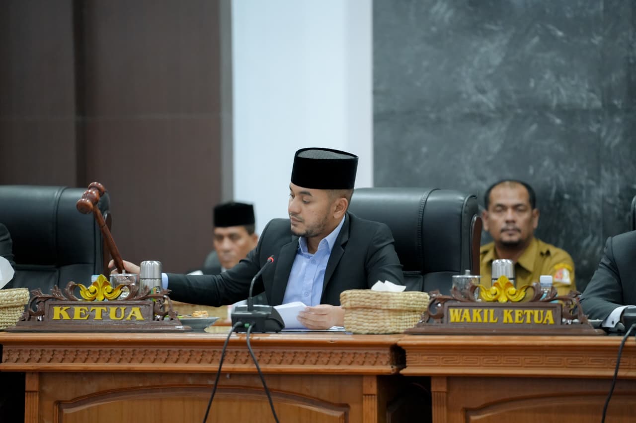 Ketua DPRK Nagan Raya Pimpin Rapat Paripurna Bahas Rancangan KUA dan PPAS Tahun Anggaran 2026 Ketua DPRK Nagan Raya Pimpin Rapat Paripurna Bahas Rancangan KUA dan PPAS Tahun Anggaran 2026