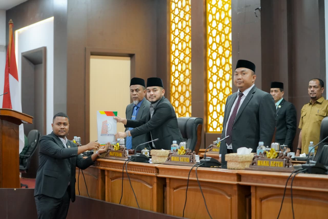 Ketua DPRK Nagan Raya Pimpin Rapat Paripurna Kedua Masa Persidangan I Tahun 2025-2026 Ketua DPRK Nagan Raya Pimpin Rapat Paripurna Kedua Masa Persidangan I Tahun 2025-2026