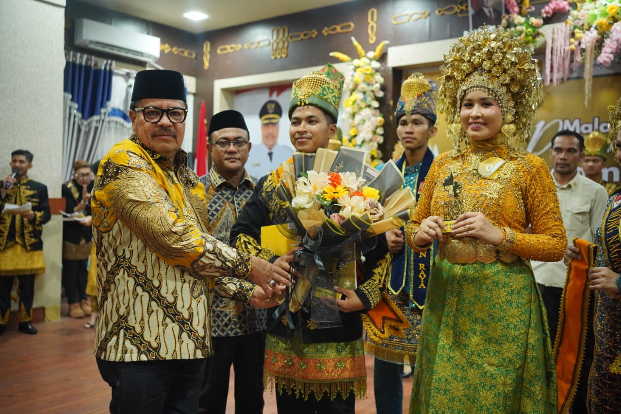 Bupati TRK Harapkan Duta Wisata Nagan Raya Promosikan Potensi Daerah Bupati TRK Harapkan Duta Wisata Nagan Raya Promosikan Potensi Daerah