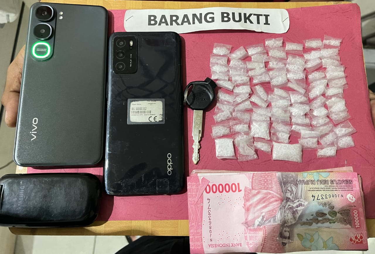 Jaringan Narkoba Kembali Terbongkar di Nagan Raya, Puluhan Paket Sabu Diamankan Jaringan Narkoba Kembali Terbongkar di Nagan Raya, Puluhan Paket Sabu Diamankan