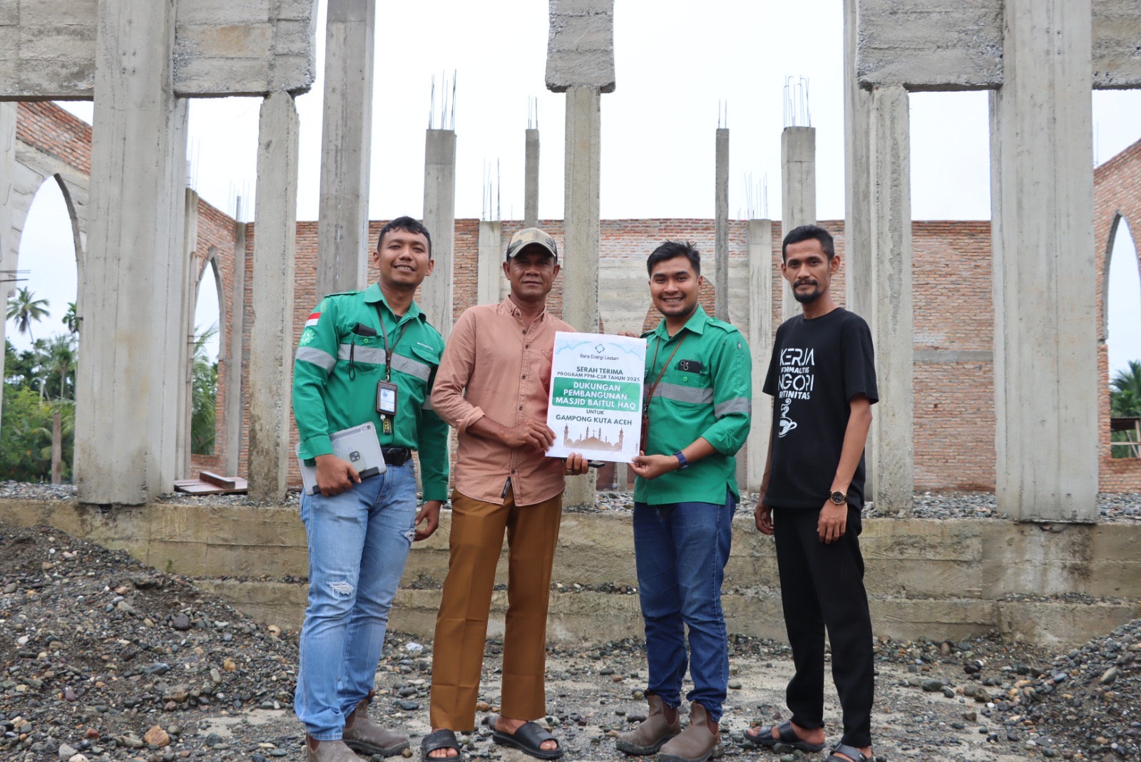PT BEL Bantu Renovasi Masjid Desa Kuta Aceh PT BEL Bantu Renovasi Masjid Desa Kuta Aceh