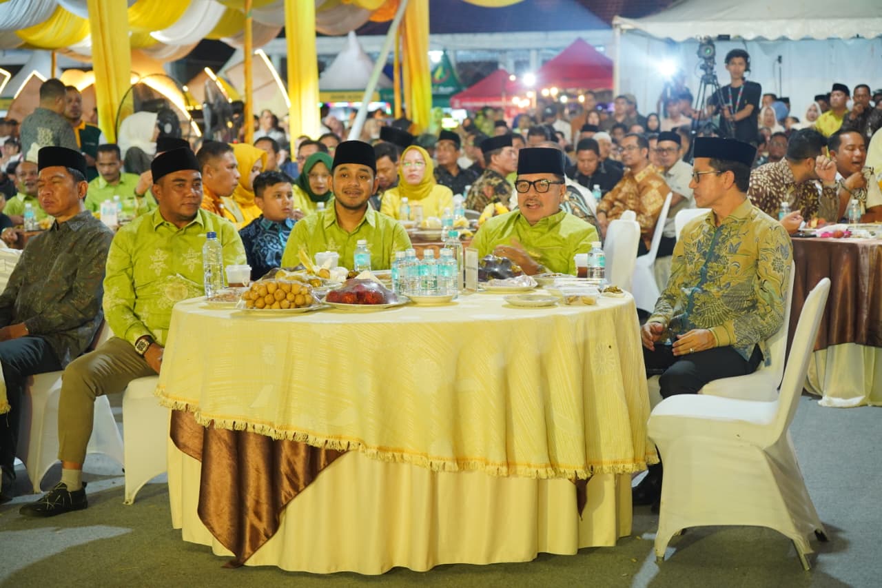 Ketua DPRK Nagan Raya Hadiri Closing Ceremony HUT ke-24 Kabupaten Nagan Raya Ketua DPRK Nagan Raya Hadiri Closing Ceremony HUT ke-24 Kabupaten Nagan Raya