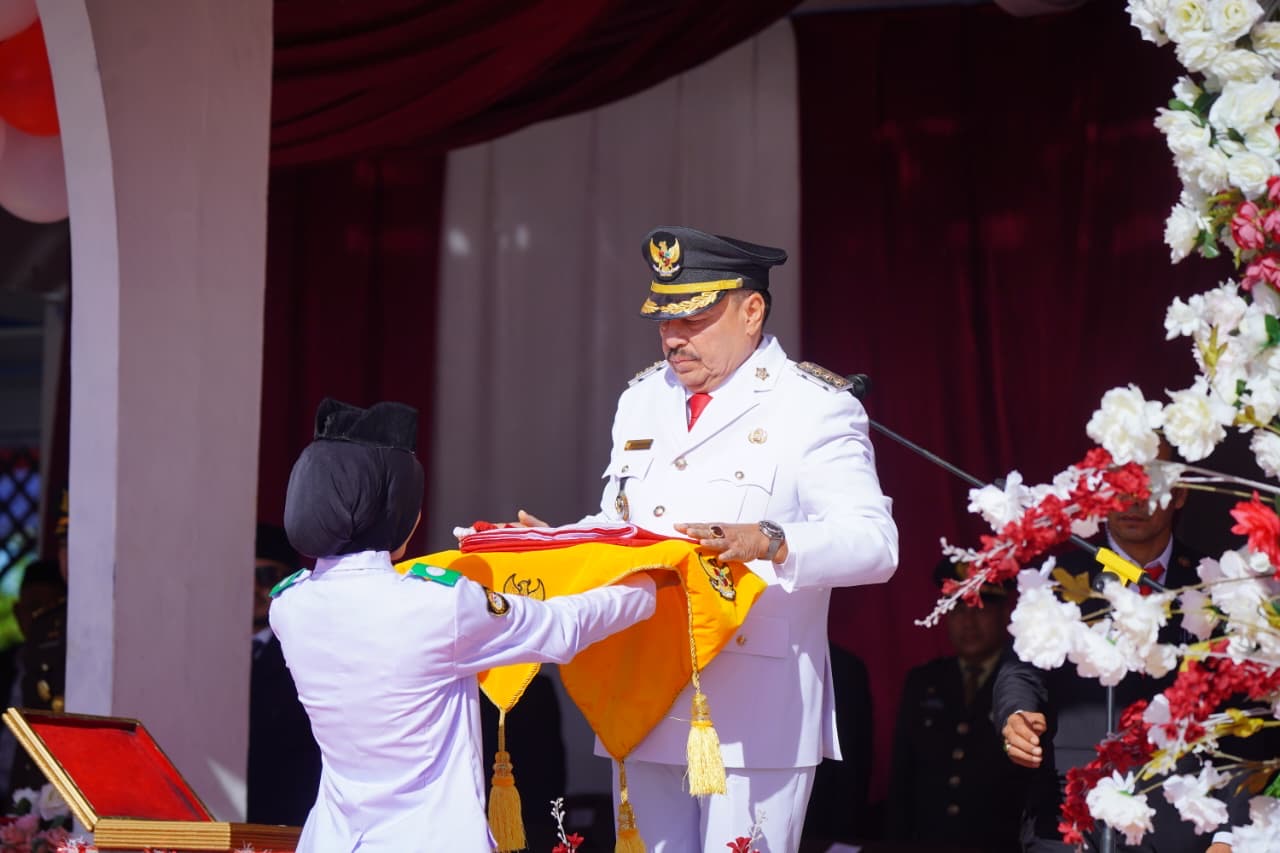Pemkab Nagan Raya Gelar Upacara Detik-Detik Proklamasi HUT ke-81 Kemerdekaan RI